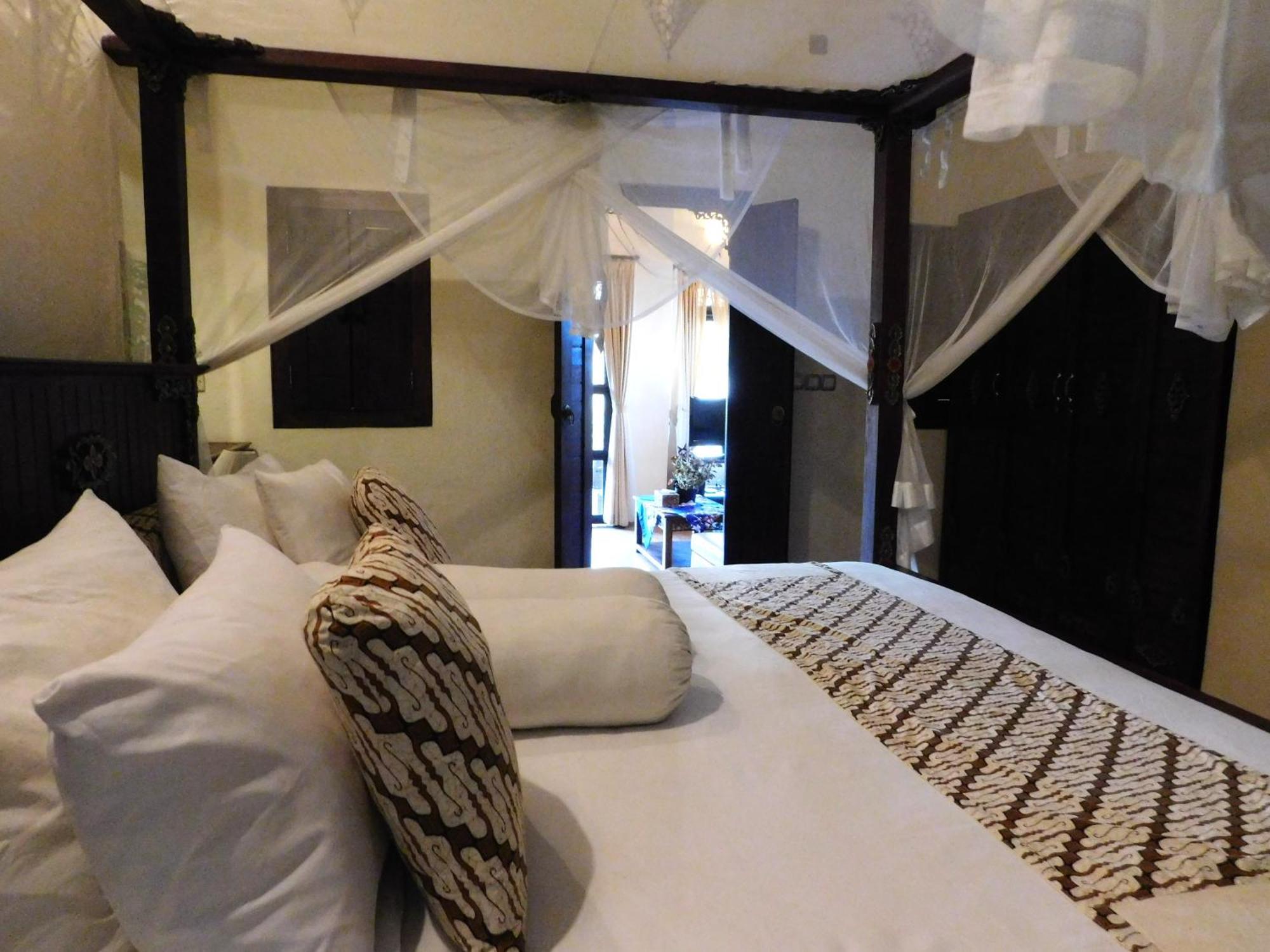 Merta House Jasan Village Тегалаланг Екстериор снимка